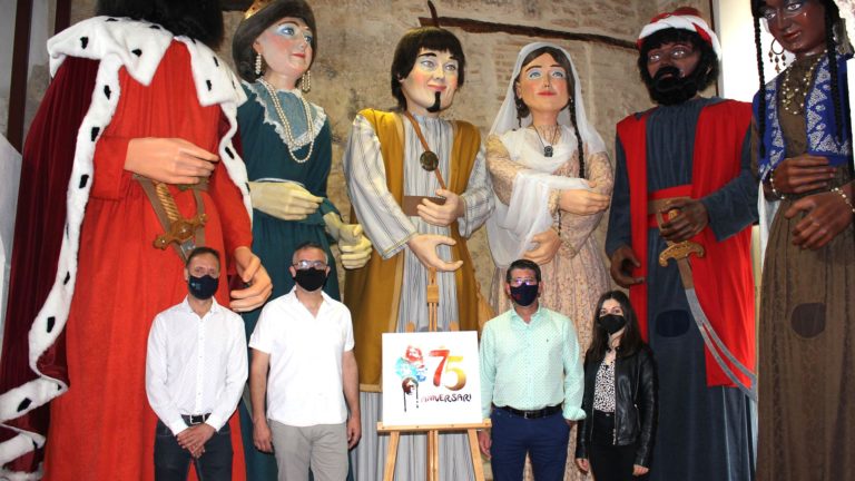 Els Gegants i Cabets d’Ontinyent presenten la programació del seu 75 aniversari