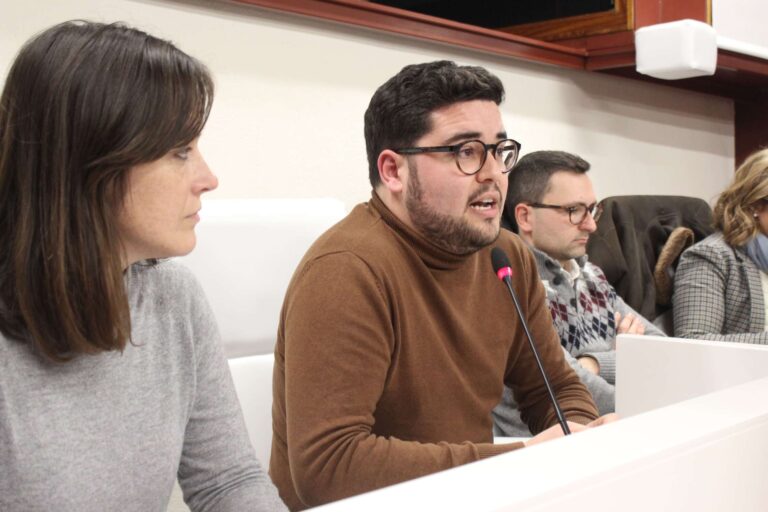 Nico Calabuig: “Si l’actual govern local no veu prioritari abaratir la llum a la majoria de famílies, ho farem des del proper”