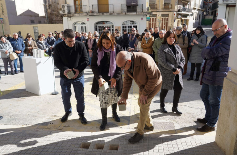 9 víctimes ontinyentines del nazisme no seran oblidades gràcies al projecte “Stolpersteine