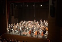 L’Orquestra Simfònica Caixa Ontinyent emociona el públic amb la veu de Lorena Valero i la direcció de Cristóbal Soler