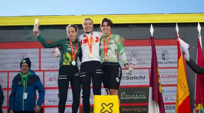 Sofía Rodríguez confirma el seu domini estatal en el Campionat d’Espanya de Ciclocross 2026