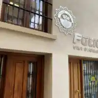 Detingudes dues persones per un intent de robatori en un establiment del polígon industrial d’Agullent