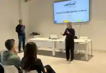 Empresaris d’Ontinyent s’endinsen en la IA en una jornada impulsada per l’Ajuntament i LabPyme