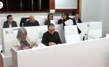 Ontinyent rebutja municipalitzar el SAD i Compromís abandona el ple per impedir-se parlar a les treballadores