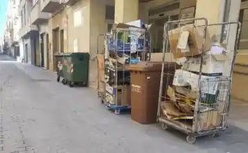 Veïns d’Ontinyent presenten 4.480 firmes i al·legacions contra la recollida porta a porta