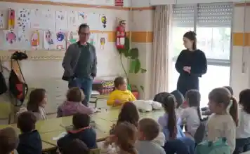 L’Escola de Pasqua d’Ontinyent creix fins a 114 alumnes i reforça la conciliació familiar