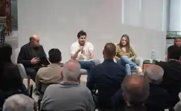 Pitarch posa el focus en la falta d’avís en la DANA durant un acte al Museu Tèxtil d’Ontinyent