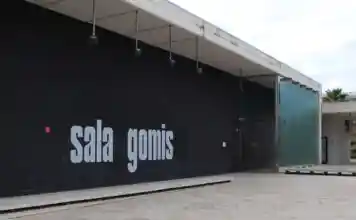 Cues a Ontinyent per la regularització de migrants i debat sobre els recursos municipals