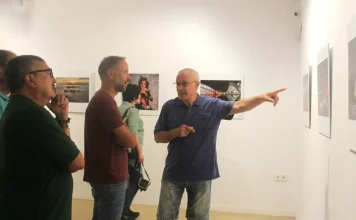 Fotògrafs de la Federació Llevantina es reunixen a Ontinyent en una jornada de congrés i exposició AFO