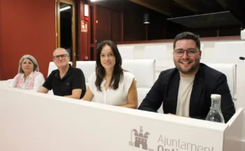 El Ple d’Ontinyent aprova amb 17 vots reclamar una unitat fixa de prevenció de càncer de mama Calabuig, Moreno, Portero i Gandia
