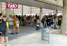 El curs escolar arranca a Ontinyent amb 2.693 alumnes en la pública i 2.035 en la concertada alumnes-pati-escola-inici-curs-2026