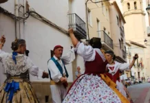 El 47é Aplec de Danses ompli Benigànim de música, balls i tradició 833060655_1583286109424952_1870426365298282371_n
