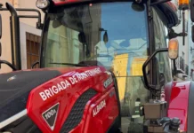Albaida incorpora un tractor amb desbrossadora valorat en 78.650 euros per al manteniment dels camins La Diputació finança un nou tractor per a la brigada municipal d'Albaida