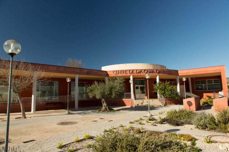 Caixa Ontinyent y ADIEM posaran en marxa un centre de Dia de Salut Mental a Ontinyent