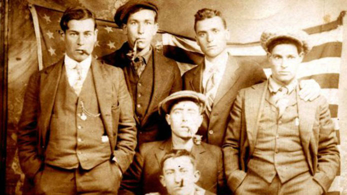 Un documental sobre els emigrants valencians a la Nova York de principis del segle XX